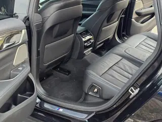 BMW 6 Series GT 2021 Restyling 630i M Sports suit interior photo 17 BMW 6 Series GT 2021 Restyling 630i M Sports suit interior photo 17