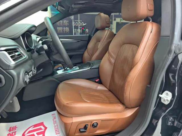 Maserati Ghibli 2014 3.0T Standard Edition interior photo 16 Maserati Ghibli 2014 3.0T Standard Edition interior photo 16