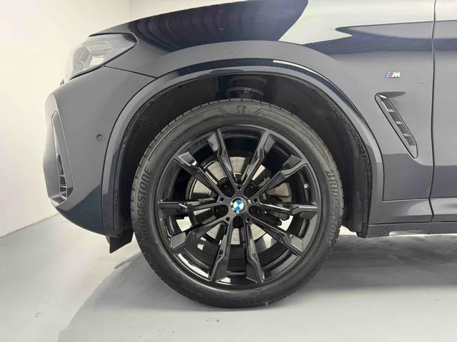 BMW X3 2022 xDrive30i Premium Class M Obsidian Night Suit interior photo 14 BMW X3 2022 xDrive30i Premium Class M Obsidian Night Suit interior photo 14