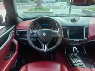 Maserati Levante 2016 3.0T Levante interior photo 11 Maserati Levante 2016 3.0T Levante interior photo 11