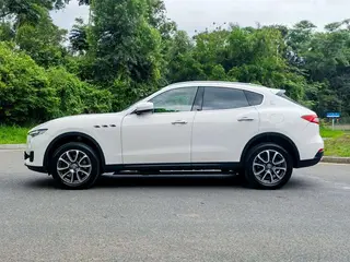 Maserati Levante 2016 3.0T Levante exterior photo 4 Maserati Levante 2016 3.0T Levante exterior photo 4