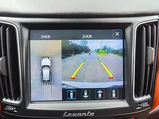 Maserati Levante 2016 3.0T Levante interior photo 14 Maserati Levante 2016 3.0T Levante interior photo 14