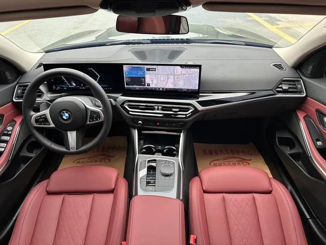 BMW 3 Series 2023 325Li M Traje nocturno deportivo Yao interior foto 6 BMW 3 Series 2023 325Li M Traje nocturno deportivo Yao interior foto 6