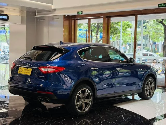 Maserati Levante 2016 3.0T Levante exterior photo 5 Maserati Levante 2016 3.0T Levante exterior photo 5