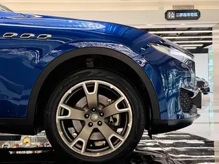 Maserati Levante 2016 3.0T Levante exterior photo 10 Maserati Levante 2016 3.0T Levante exterior photo 10