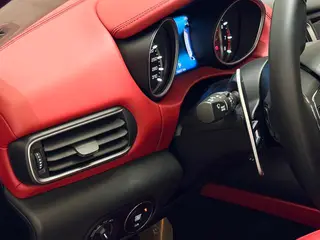 Maserati Levante 2016 3.0T Levante interior photo 15 Maserati Levante 2016 3.0T Levante interior photo 15