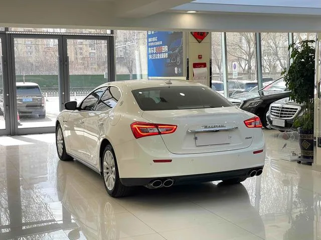 Maserati Ghibli 2017 3.0T Standard Edition exterior photo 4 Maserati Ghibli 2017 3.0T Standard Edition exterior photo 4