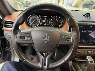 Maserati Ghibli 2021 2.0T Sharp Edition interior photo 6 Maserati Ghibli 2021 2.0T Sharp Edition interior photo 6
