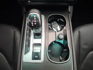 Maserati Ghibli 2014 3.0T Versión estándar interior foto 14 Maserati Ghibli 2014 3.0T Versión estándar interior foto 14