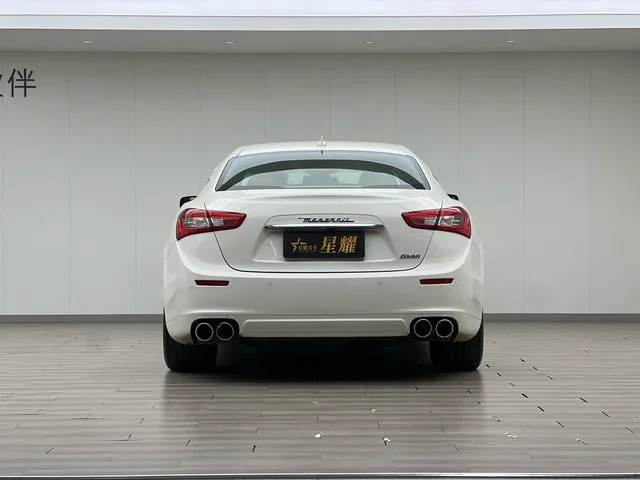 Maserati Ghibli 2014 3.0T Versión estándar exterior foto 2 Maserati Ghibli 2014 3.0T Versión estándar exterior foto 2