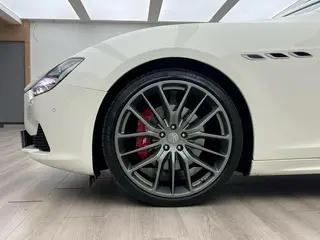 Maserati Ghibli 2014 3.0T Versión estándar exterior foto 8 Maserati Ghibli 2014 3.0T Versión estándar exterior foto 8