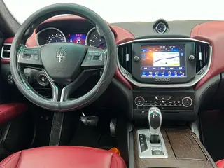 Maserati Ghibli 2014 3.0T Versión estándar interior foto 20 Maserati Ghibli 2014 3.0T Versión estándar interior foto 20