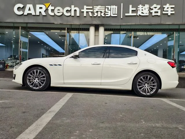 Maserati Ghibli 2022 2.0T GT Sharp Edition exterior photo 2 Maserati Ghibli 2022 2.0T GT Sharp Edition exterior photo 2