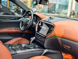 Maserati Ghibli 2022 2.0T GT Sharp Edition interior photo 12 Maserati Ghibli 2022 2.0T GT Sharp Edition interior photo 12