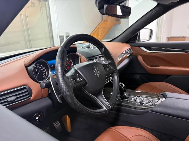 Maserati Levante 2016 3.0T Levante exterior photo 9 Maserati Levante 2016 3.0T Levante exterior photo 9