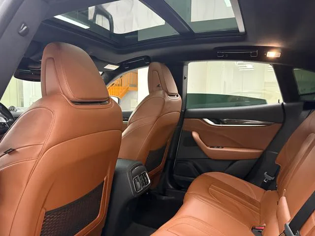 Maserati Levante 2016 3.0T Levante interior photo 14 Maserati Levante 2016 3.0T Levante interior photo 14
