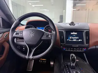 Maserati Levante 2016 3.0T Levante interior photo 16 Maserati Levante 2016 3.0T Levante interior photo 16