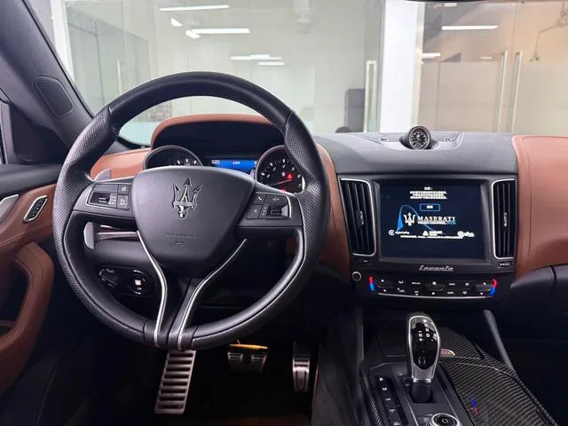Maserati Levante 2016 3.0T Levante interior photo 16 Maserati Levante 2016 3.0T Levante interior photo 16