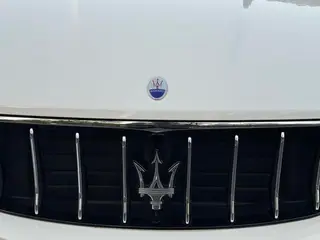 Maserati Levante 2018 3.0T Édition classique extérieur photo 6 Maserati Levante 2018 3.0T Édition classique extérieur photo 6