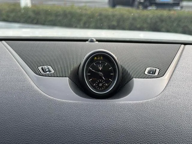 Maserati Levante 2018 3.0T Édition classique intérieur photo 14 Maserati Levante 2018 3.0T Édition classique intérieur photo 14