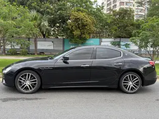 Maserati Ghibli 2018 3.0T Standard Edition interior photo 6 Maserati Ghibli 2018 3.0T Standard Edition interior photo 6