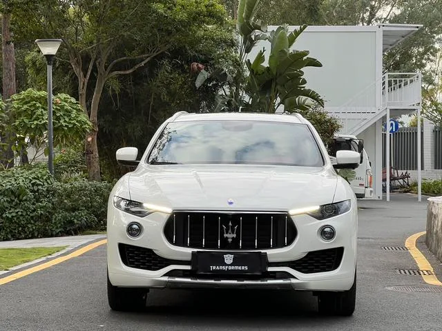 Maserati Levante 2016 3.0T Levante exterior photo 2 Maserati Levante 2016 3.0T Levante exterior photo 2