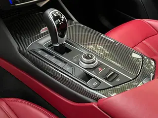 Maserati Levante 2016 3.0T Levante interior photo 11 Maserati Levante 2016 3.0T Levante interior photo 11