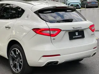 Maserati Levante 2016 3.0T Levante interior photo 16 Maserati Levante 2016 3.0T Levante interior photo 16