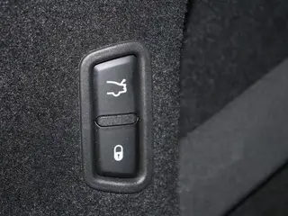 Maserati Levante 2016 3.0T Levante interior photo 11 Maserati Levante 2016 3.0T Levante interior photo 11