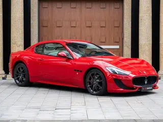 Maserati GranTurismo 2013 4.7L Sport Automatic exterior foto 3 Maserati GranTurismo 2013 4.7L Sport Automatic exterior foto 3