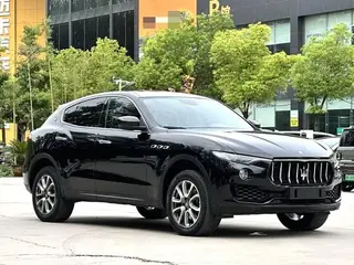 Maserati Levante 2016 3.0T Levante exterior foto 3 Maserati Levante 2016 3.0T Levante exterior foto 3