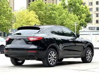 Maserati Levante 2016 3.0T Levante interior foto 9 Maserati Levante 2016 3.0T Levante interior foto 9