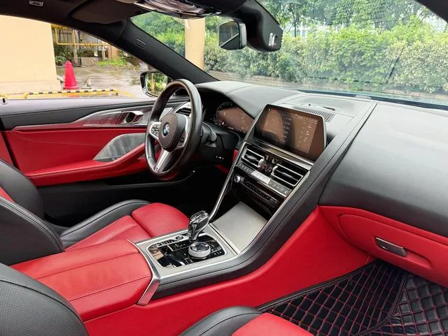 BMW 8 Series 2021 840i Four-door coupe M Sports suit interior photo 9 BMW 8 Series 2021 840i Four-door coupe M Sports suit interior photo 9