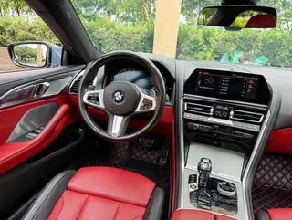 BMW 8 Series 2021 840i Four-door coupe M Sports suit interior photo 11 BMW 8 Series 2021 840i Four-door coupe M Sports suit interior photo 11