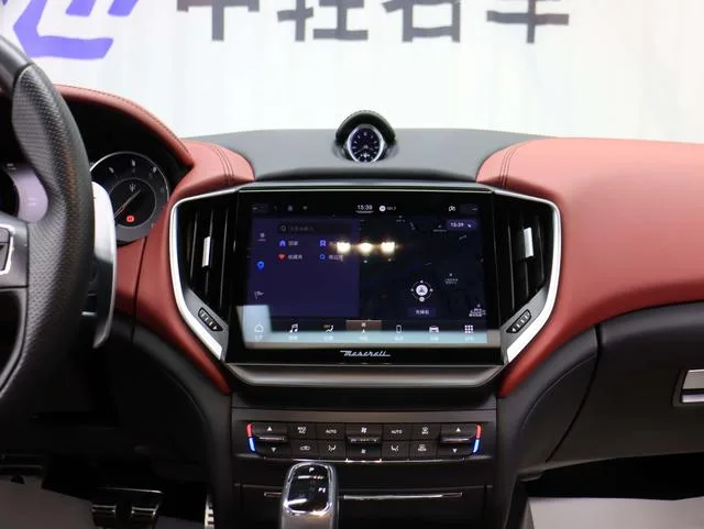 Maserati Ghibli 2022 3.0T Modena interior photo 12