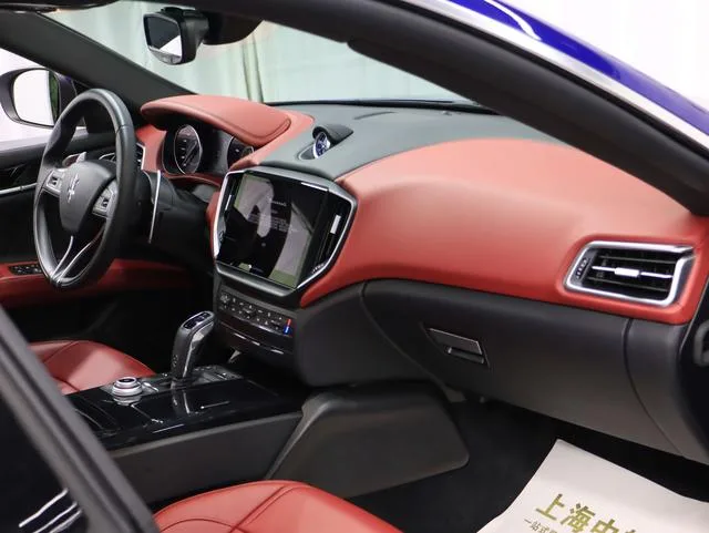 Maserati Ghibli 2022 3.0T Modena interior photo 15