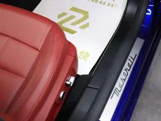 Maserati Ghibli 2022 3.0T Modena interior photo 16