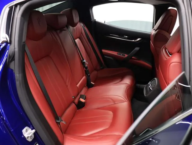 Maserati Ghibli 2022 3.0T Modena interior photo 18