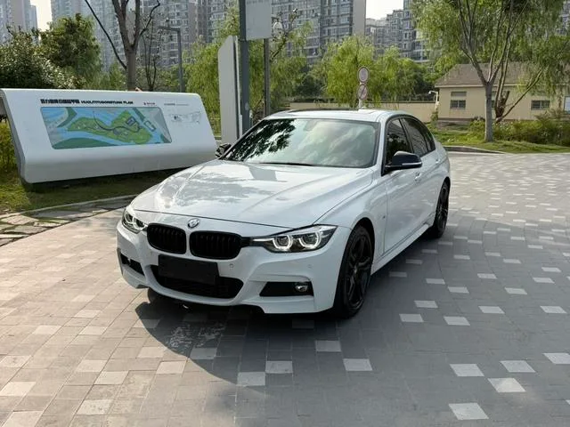 BMW 3 Series 2019 320i M Edición nocturna deportiva exterior foto 1 BMW 3 Series 2019 320i M Edición nocturna deportiva exterior foto 1