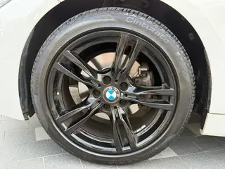 BMW 3 Series 2019 320i M Edición nocturna deportiva exterior foto 8 BMW 3 Series 2019 320i M Edición nocturna deportiva exterior foto 8