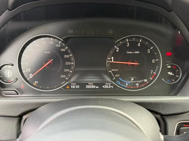 BMW 3 Series 2019 320i M Edición nocturna deportiva interior foto 16 BMW 3 Series 2019 320i M Edición nocturna deportiva interior foto 16