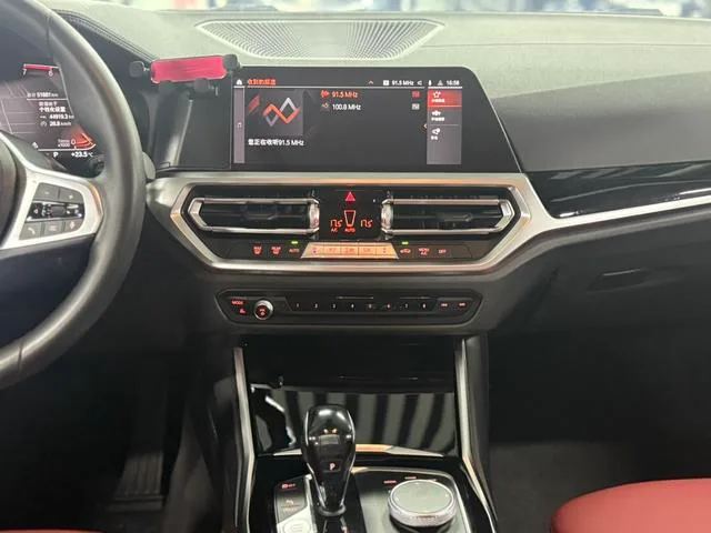 BMW 3 Series 2021 320Li M Sports suit interior photo 8 BMW 3 Series 2021 320Li M Sports suit interior photo 8