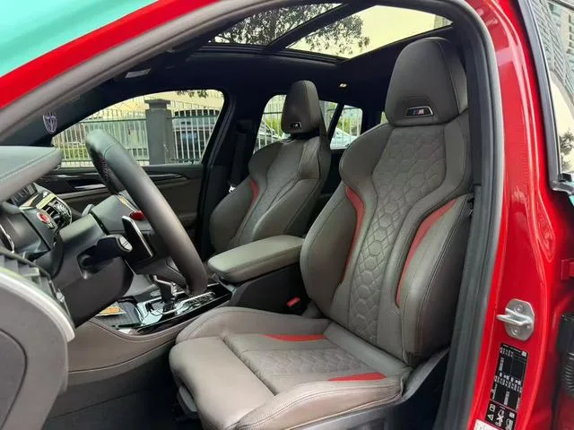 BMW X4 M 2019 X4 M Thunder Edition interior photo 7 BMW X4 M 2019 X4 M Thunder Edition interior photo 7