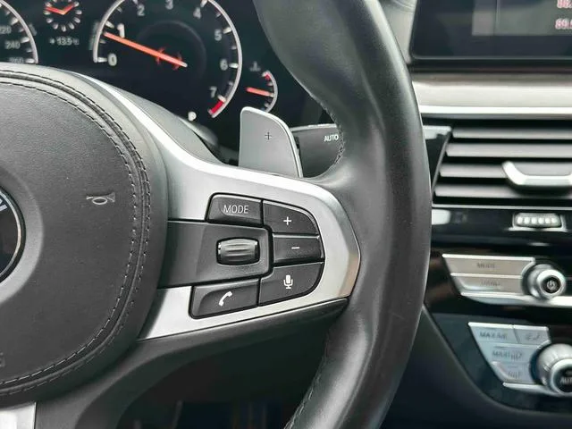 BMW 5 Series 2019 Reforma 530Li Líder M Conjunto deportivo interior foto 15 BMW 5 Series 2019 Reforma 530Li Líder M Conjunto deportivo interior foto 15