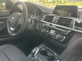 BMW 3 Series 2017 320Li M Sportif intérieur photo 9 BMW 3 Series 2017 320Li M Sportif intérieur photo 9