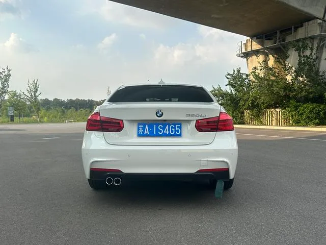 BMW 3 Series 2017 320Li M Sportif intérieur photo 13 BMW 3 Series 2017 320Li M Sportif intérieur photo 13
