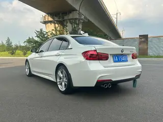 BMW 3 Series 2017 320Li M Sportif intérieur photo 14 BMW 3 Series 2017 320Li M Sportif intérieur photo 14