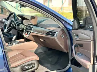 BMW 5 Series 2021 530Li Tipo de lujo Traje de lujo exterior foto 9 BMW 5 Series 2021 530Li Tipo de lujo Traje de lujo exterior foto 9
