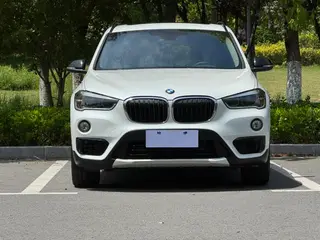 BMW X1 2016 sDrive20Li De lujo exterior foto 2 BMW X1 2016 sDrive20Li De lujo exterior foto 2
