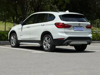 BMW X1 2016 sDrive20Li De lujo exterior foto 5 BMW X1 2016 sDrive20Li De lujo exterior foto 5